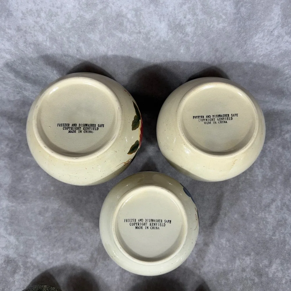 Vtg‎ Kenyield Fruit Canister Set 3pc Ceramic Jars Lids Apple Grape Pear Country
